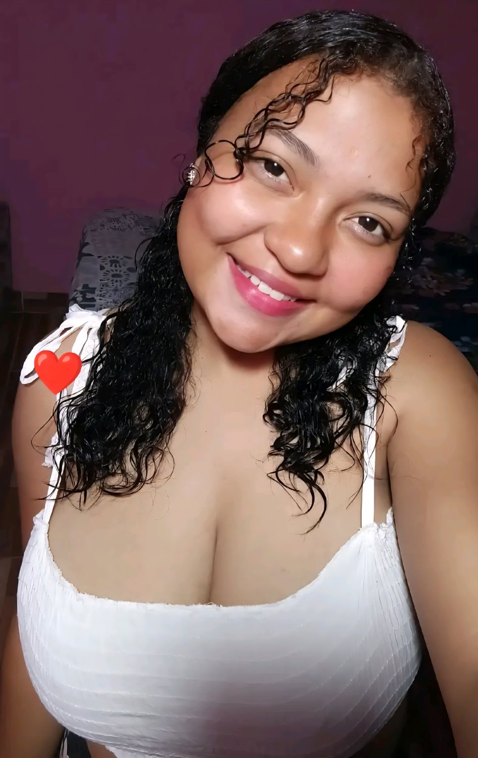 Hermosa morena chichona 😋🔥🔥🔥 #sPLuiMIt